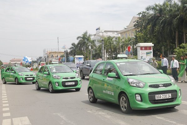 Quảng cáo trên taxi