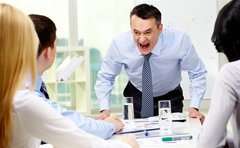 người kể chuyện giỏi