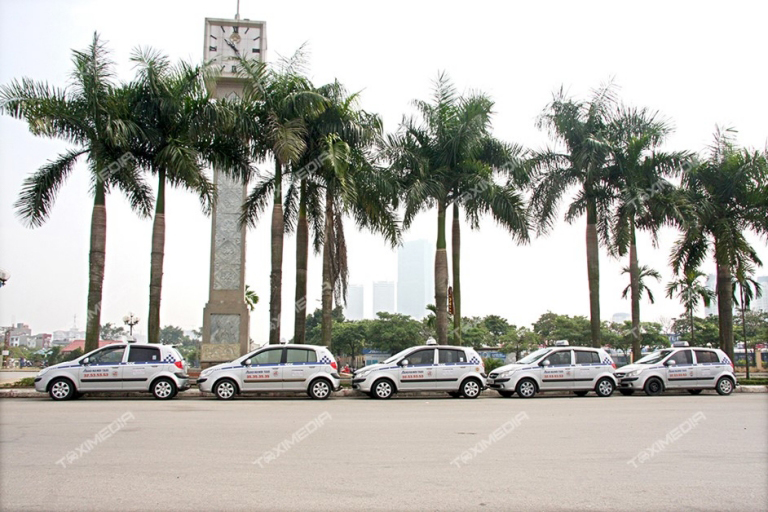 Quảng cáo trên taxi