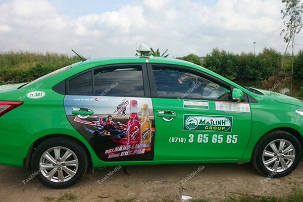 Quảng cáo trên taxi