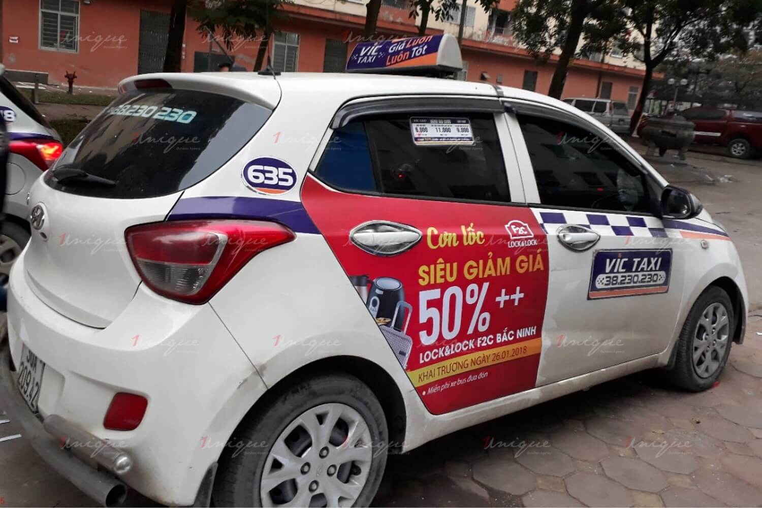 quảng cáo trên taxi