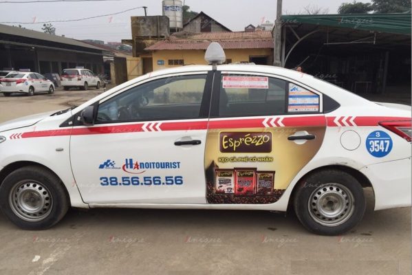 quảng cáo trên taxi