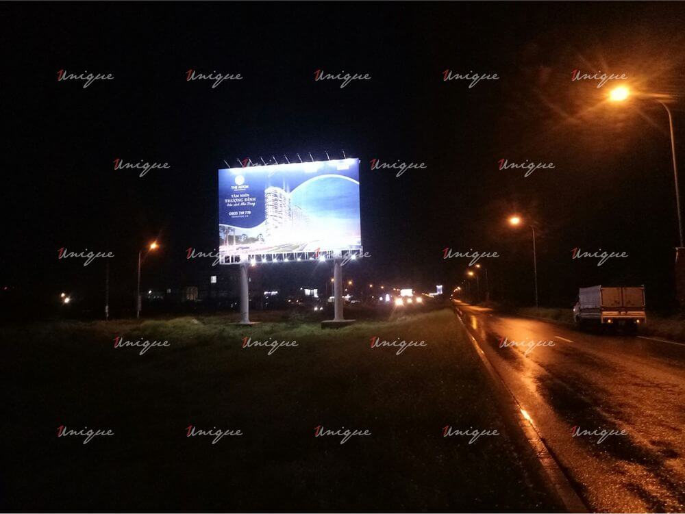 bất động sản the aston nha trang quảng cáo billboard