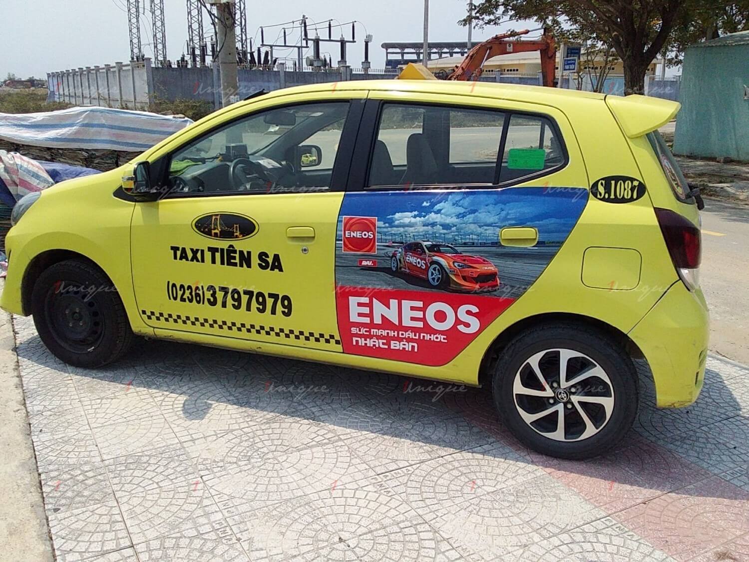 eneos quảng cáo trên taxi