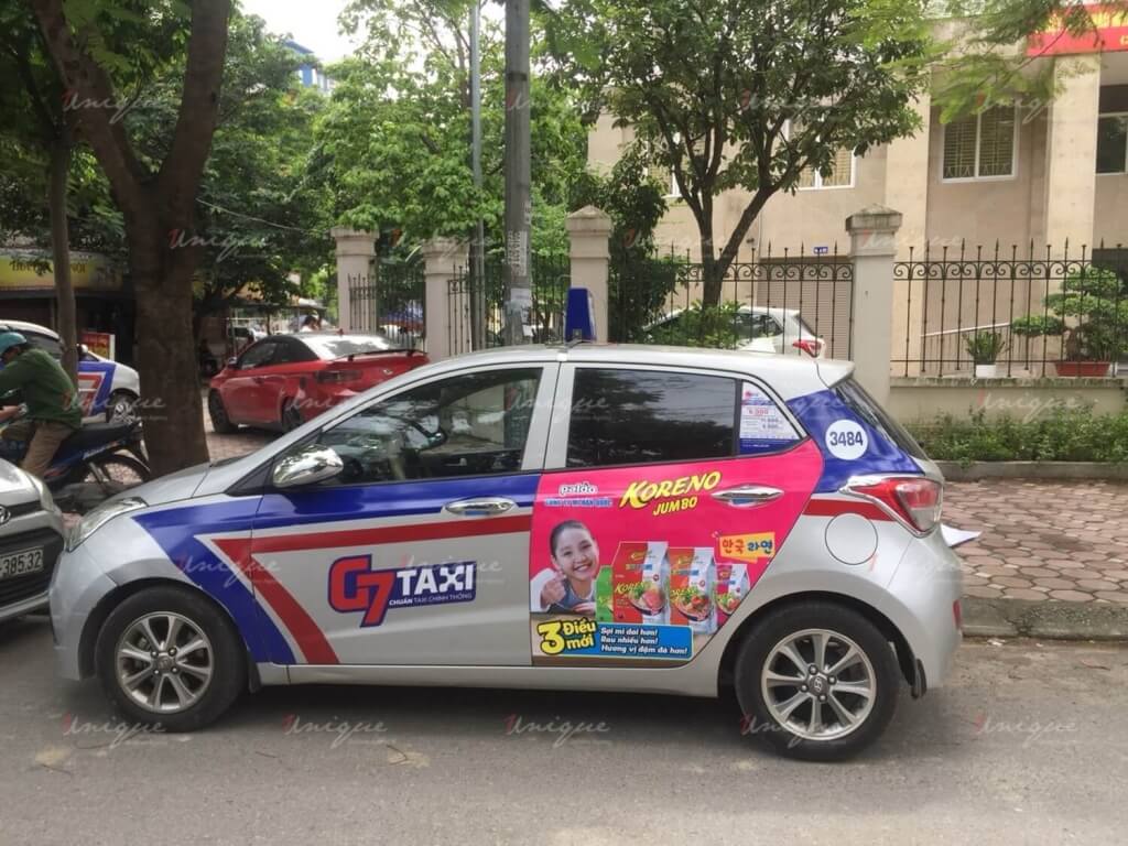 koreno rong biển vị ngao quảng cáo trên taxi