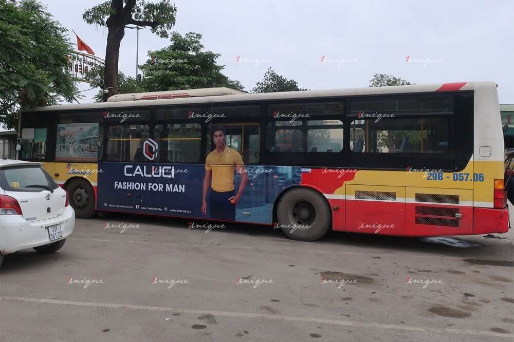 thời trang nam caluci quảng cáo trên xe bus